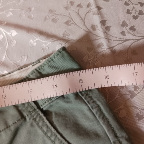 GAP Green Cotton Utility Shorts Size 2 - Picture 3 of 8